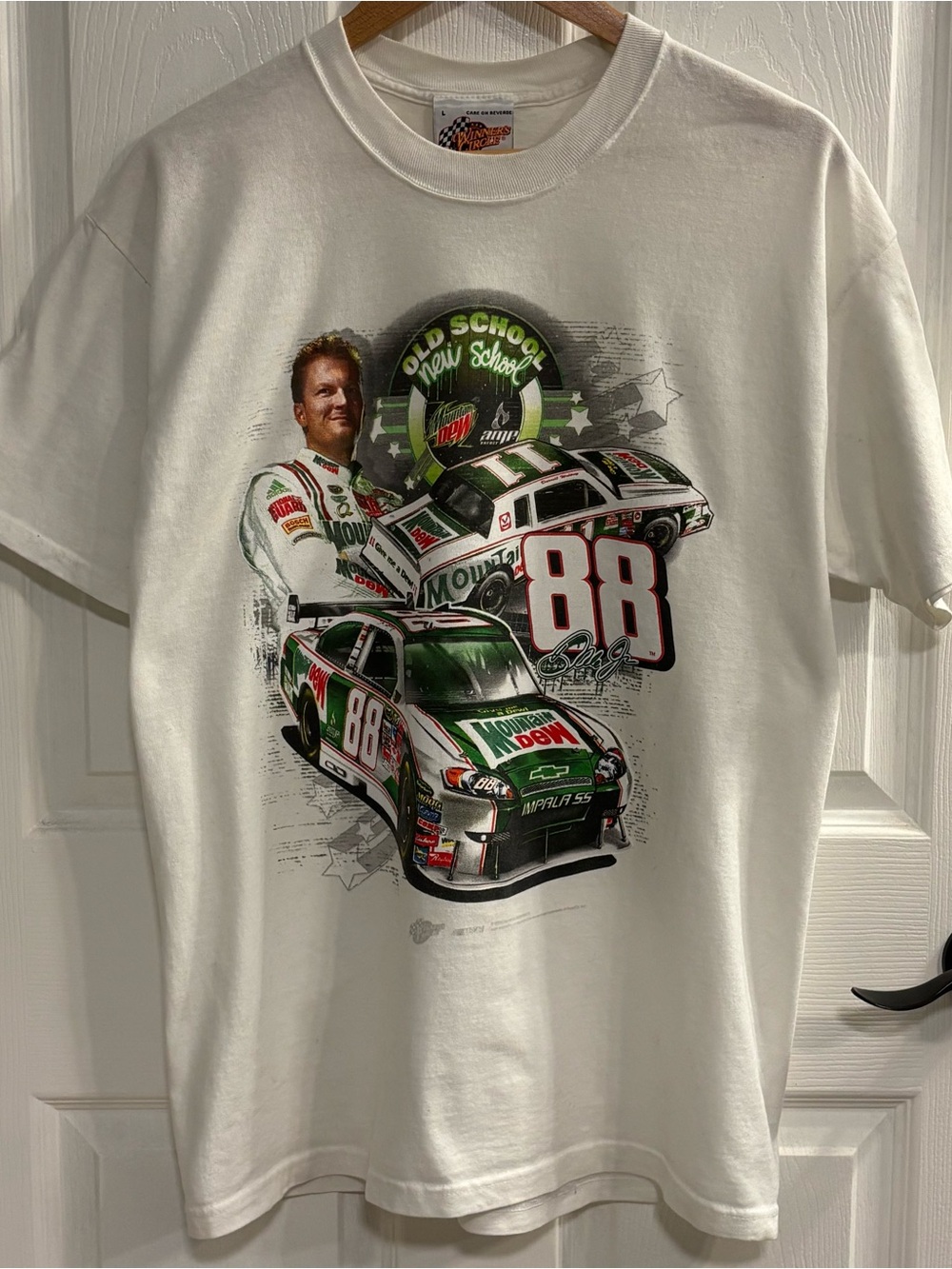 Dale Jr #88 Mountain Dew Winners Circle 2008 NASCAR Graphic T-Shirt Size L LN